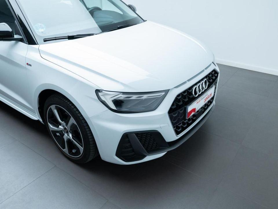 Audi A1 Adrenalin edition 30 TFSI 81 kW (110 CV)
