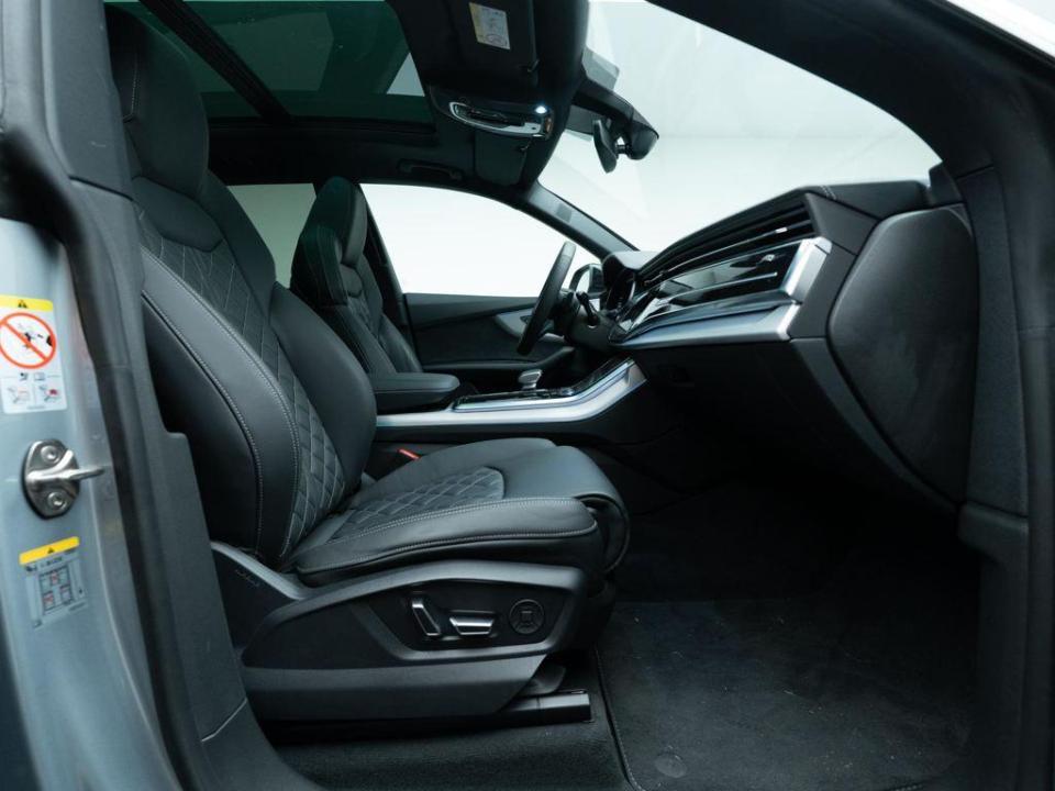 Audi Q8 e-tron Black line 60 quattro 360 kW (490 CV) tiptronic