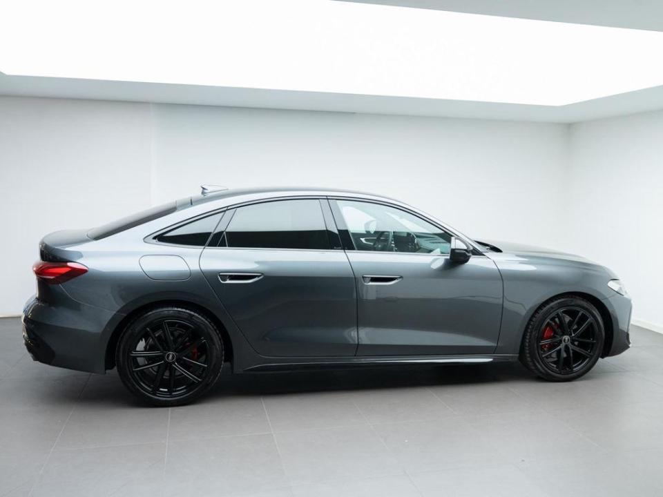 Audi A5 TFSI Black Line 150 kW (204 CV)