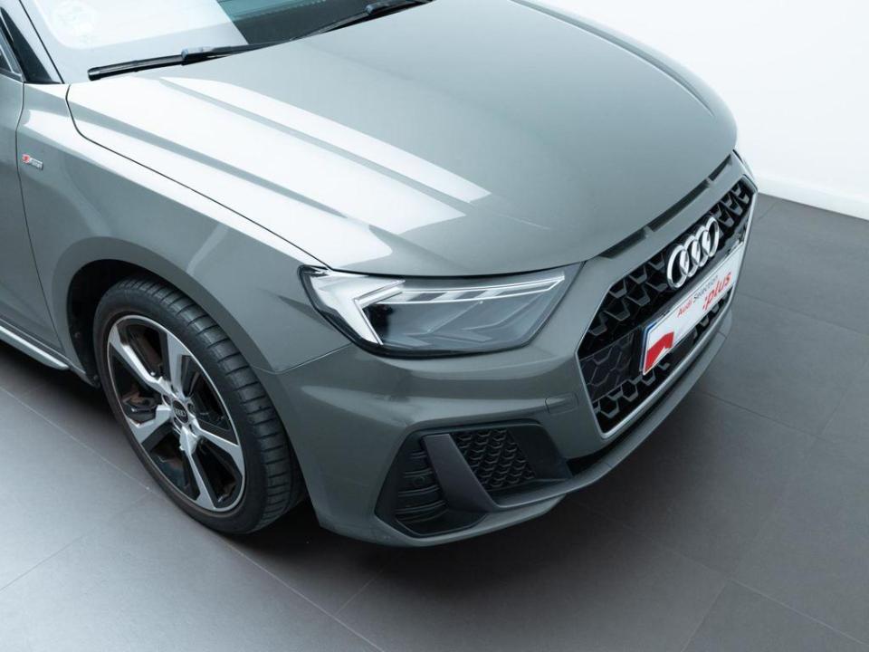 Audi A1 Adrenalin 25 TFSI 70 kW (95 CV)