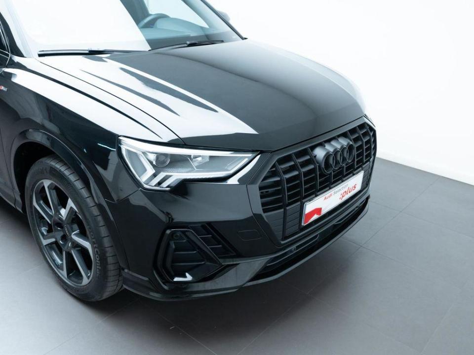 Audi Q3 Black line 35 TFSI 110 kW (150 CV) S tronic
