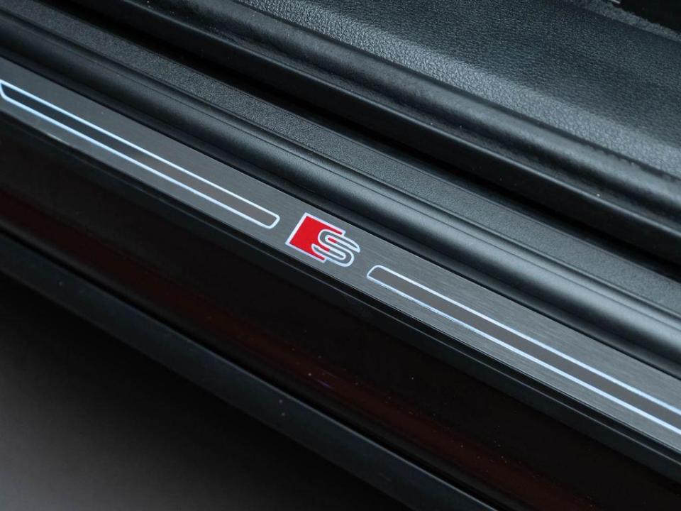 Audi Q5 Black line 40 TDI quattro-ultra 150 kW (204 CV) S tronic