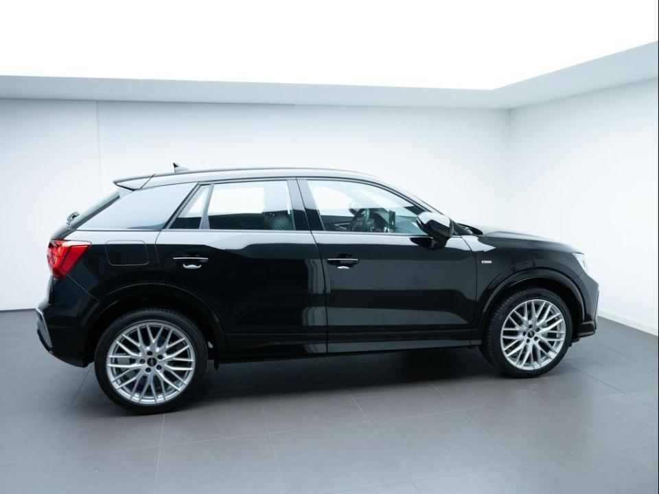 Audi Q2 Adrenalin 35 TDI 110 kW (150 CV) S tronic