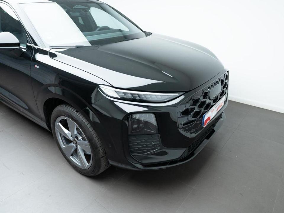 Audi Q3 Black line TDI 110 kW (150 CV) S tronic
