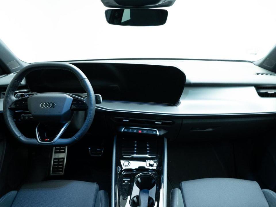 Audi Q3 Black line TDI 110 kW (150 CV) S tronic