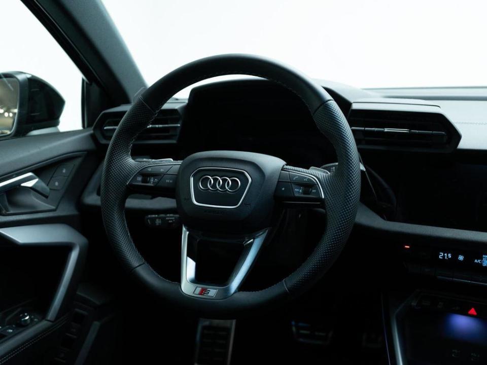 Audi A3 Sportback Black Competition 45 TFSI e 200 kW (272 CV) S tronic