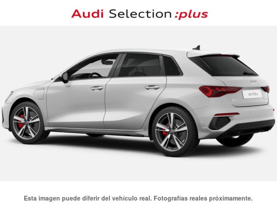 Audi A3 Sportback TFSIe Black line Competition 45 TFSI e 180 kW (245 CV) S tronic