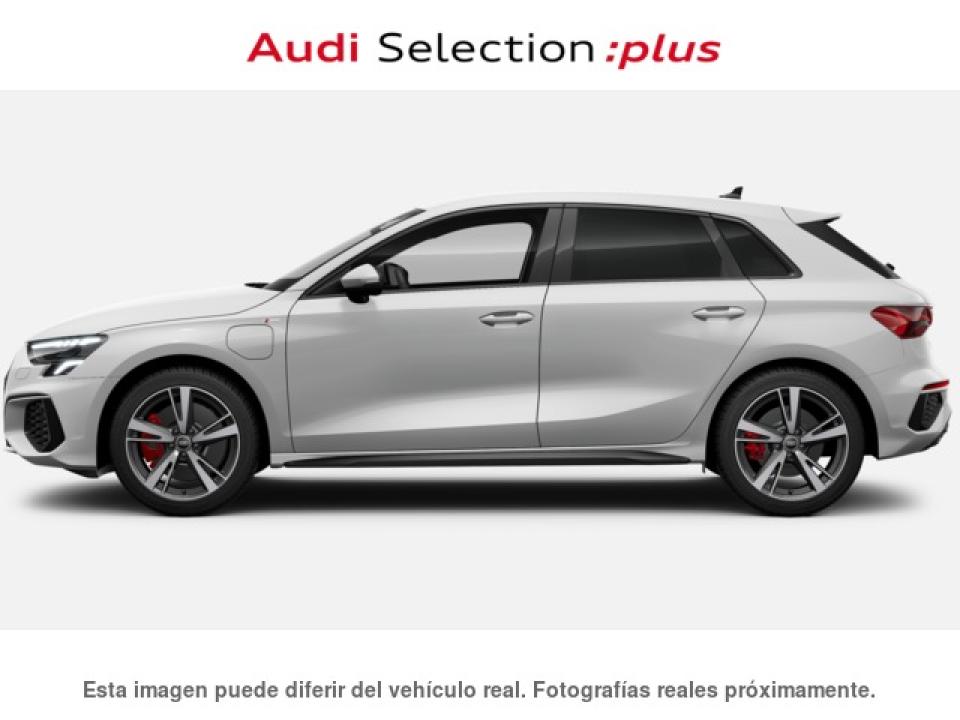 Audi A3 Sportback TFSIe Black line Competition 45 TFSI e 180 kW (245 CV) S tronic