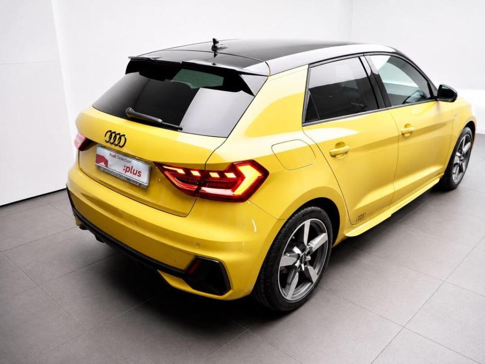 Audi A1 Sportback Adrenalin Black edition 30 TFSI 81 kW (110 CV) S tronic