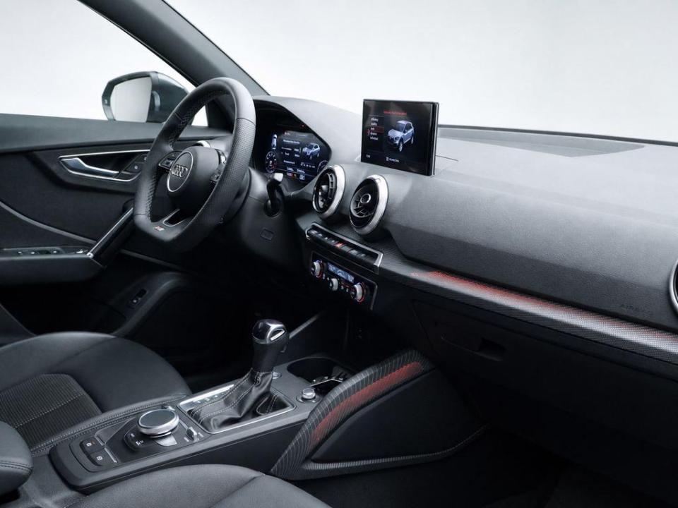 Audi Q2 S line 35 TFSI 110 kW (150 CV) S tronic