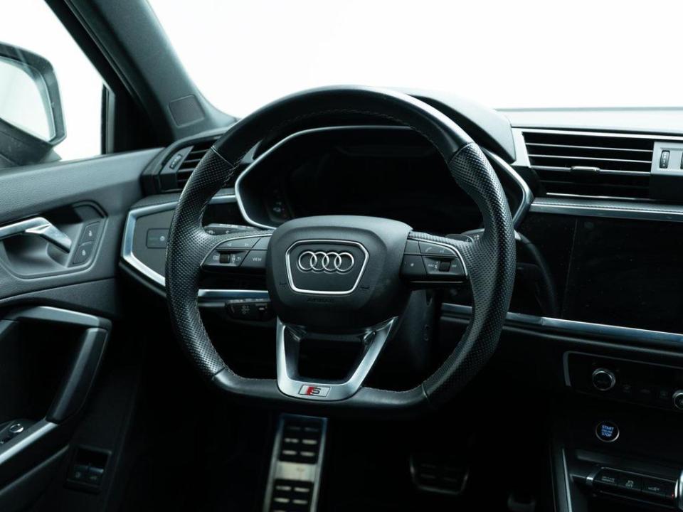Audi Q3 Sportback TFSIe S line 45 TFSI e 180 kW (245 CV) S tronic