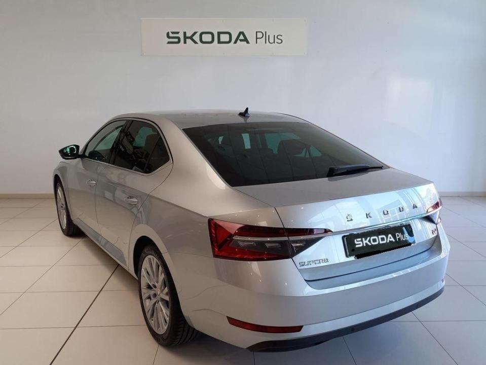 Skoda Superb Style 1.4 TSI iV P-HEV 160kW DSG