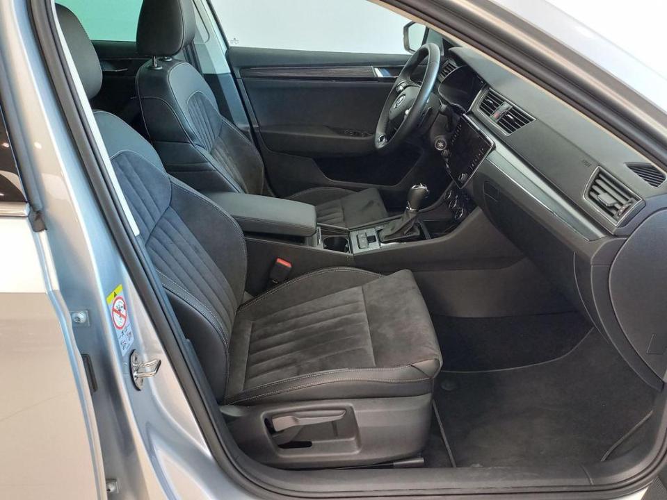 Skoda Superb Style 1.4 TSI iV P-HEV 160kW DSG