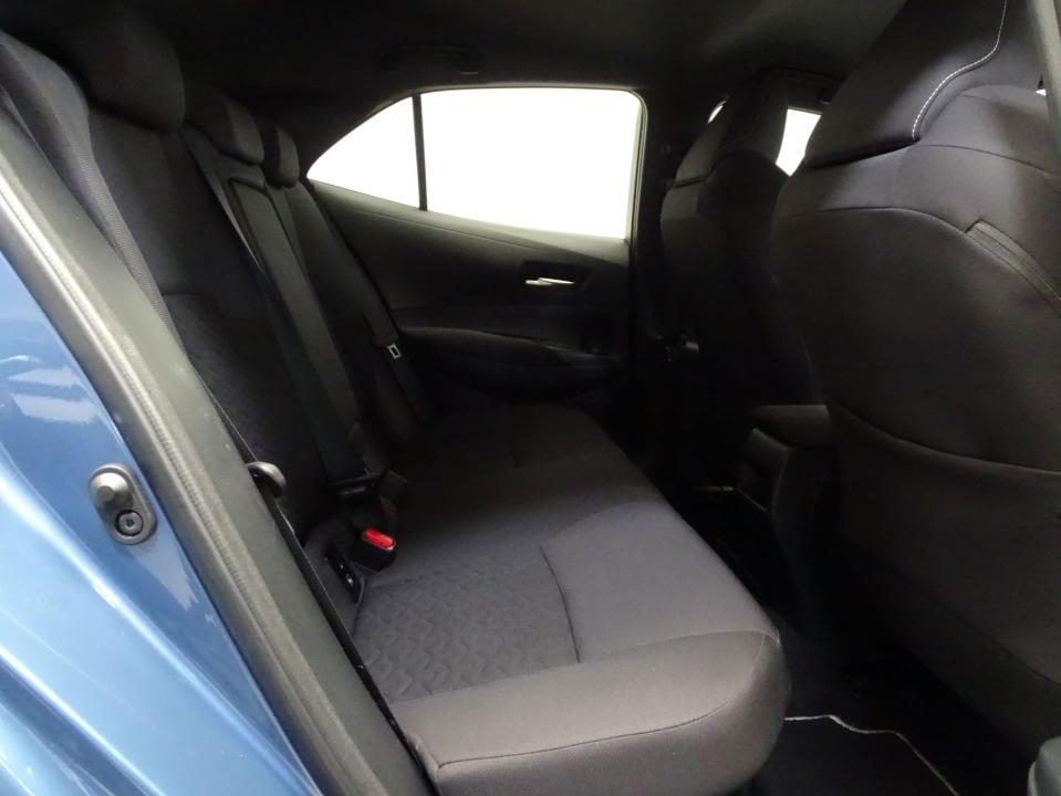 Toyota Corolla 1.8 125H ACTIVE TECH E-CVT
