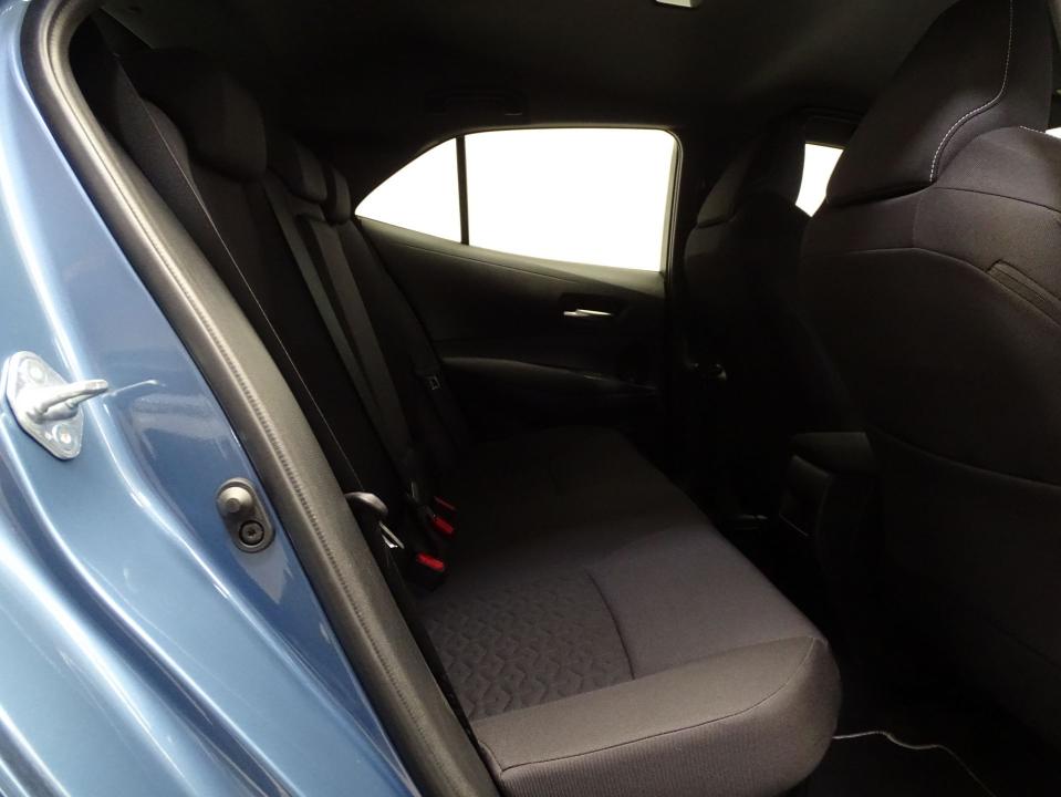 Toyota Corolla 1.8 125H ACTIVE TECH E-CVT
