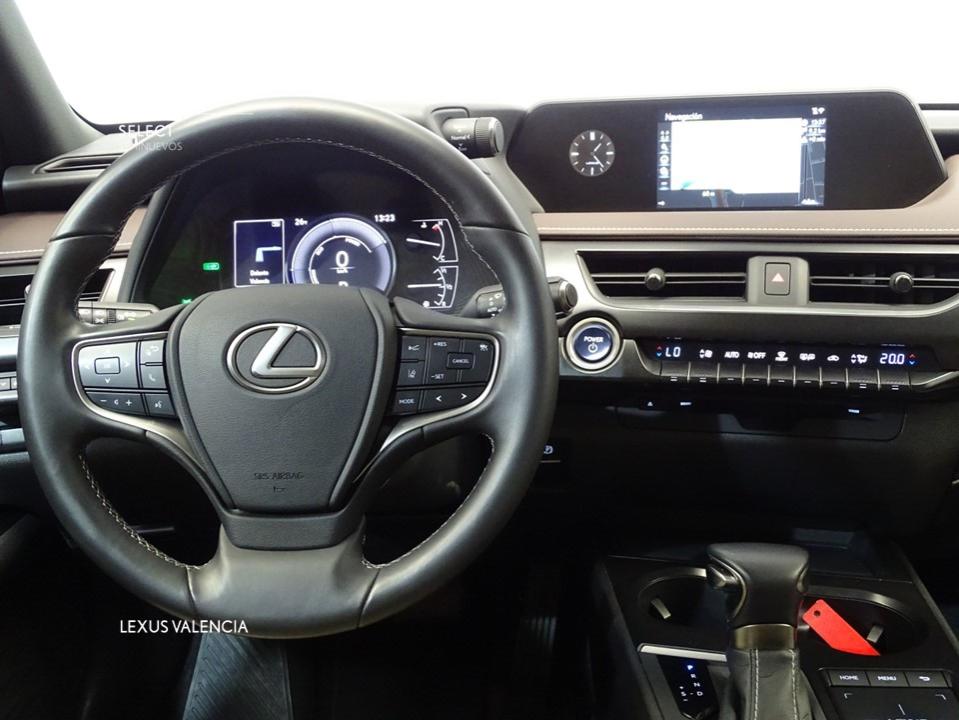 Lexus UX 2.0 250h Business Navigation