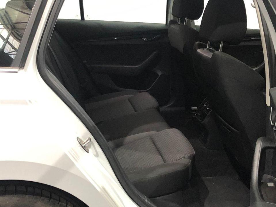 Skoda Octavia Combi 1.4 TSI P-HEV 110kW/150kW DSG Amb