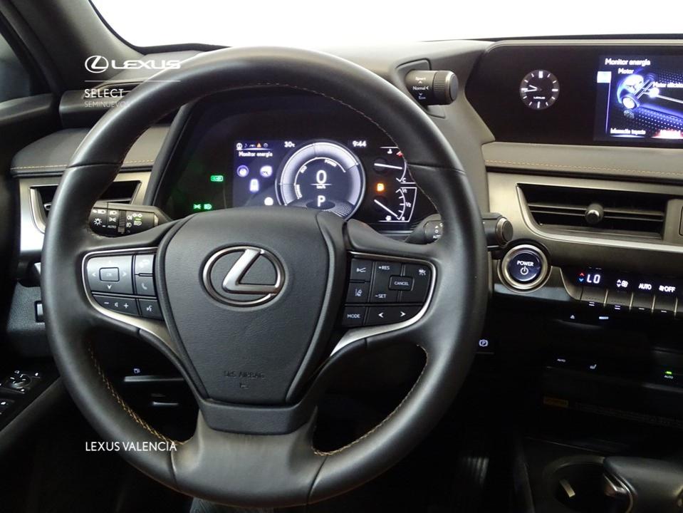Lexus UX 2.0 250h Executive
