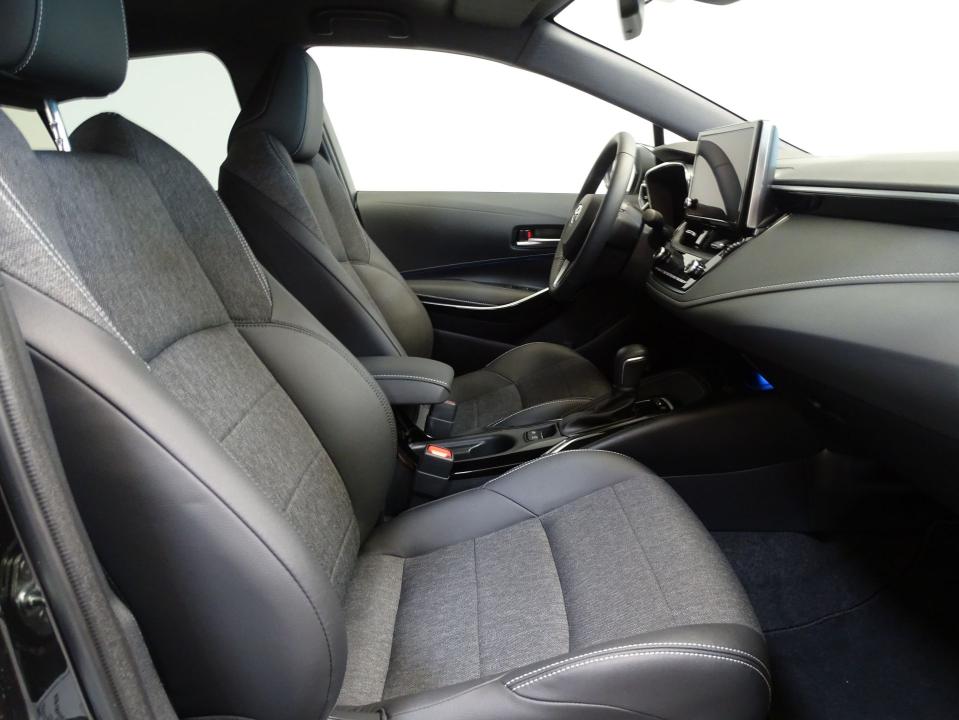 Toyota Corolla 1.8 125H STYLE E-CVT