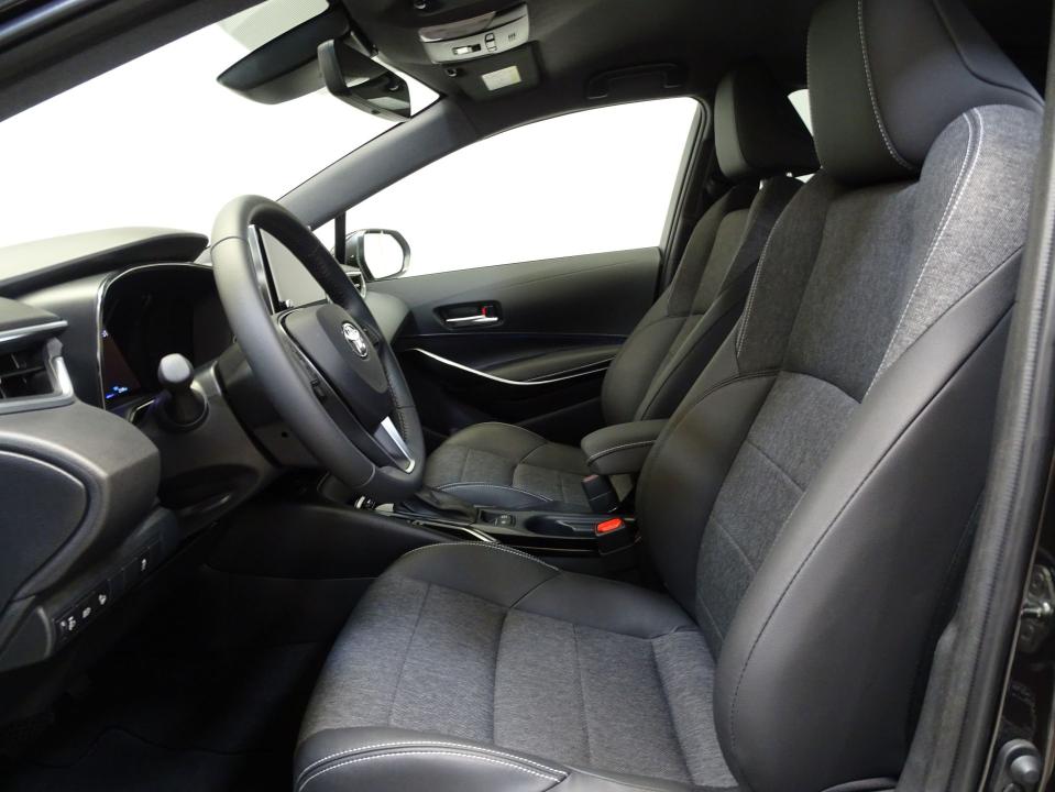 Toyota Corolla 1.8 125H STYLE E-CVT