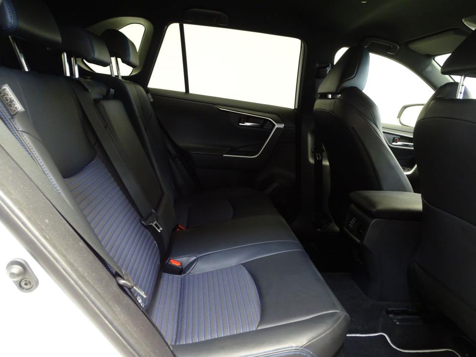 Toyota Rav4 2.5l 220H Feel!