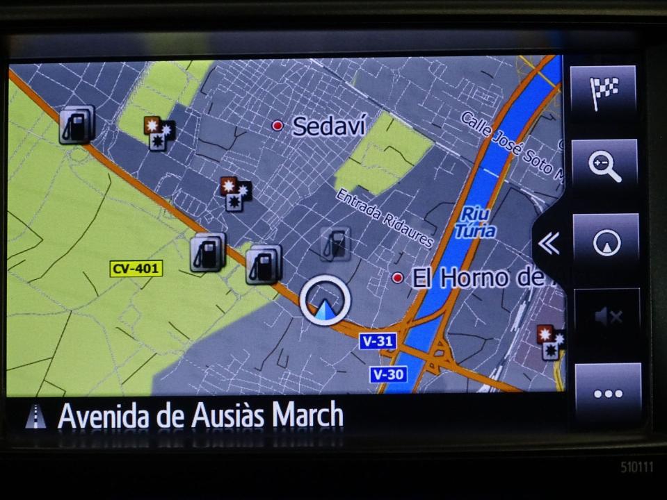 Toyota Rav4 2.5l hybrid 2WD Feel!