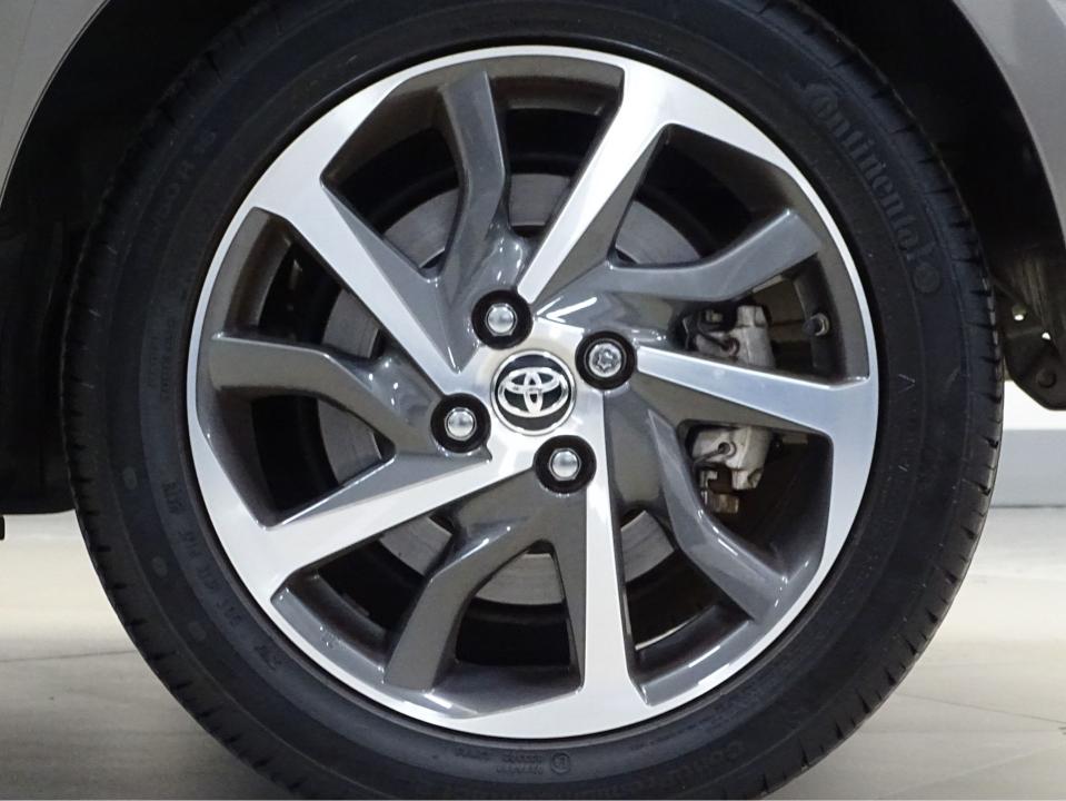 Toyota Yaris 1.5 100H Feel