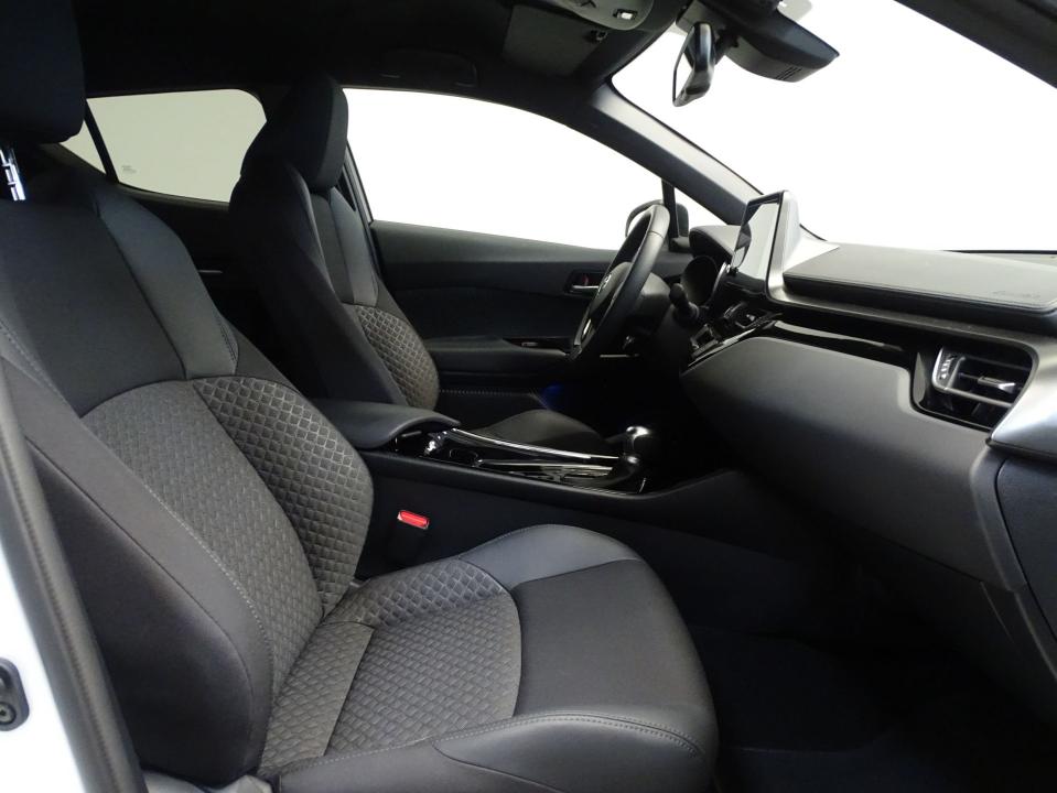 Toyota C-HR 2.0 180H Advance