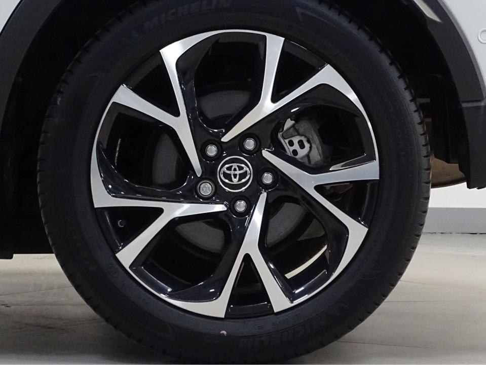 Toyota C-HR 1.8 125H Advance