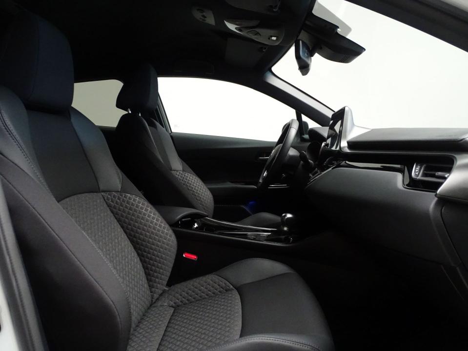 Toyota C-HR 2.0 180H Advance