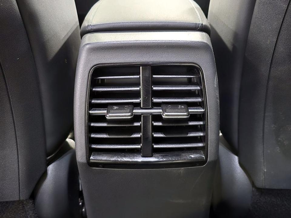 imagen swiper vehículo 15