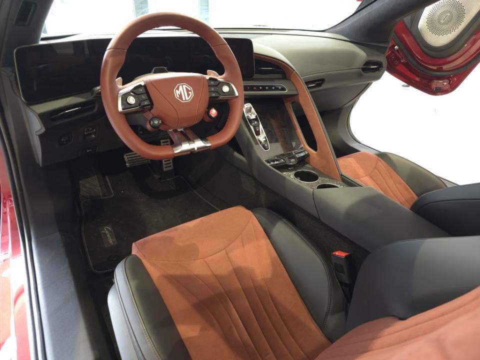 imagen swiper vehículo 27