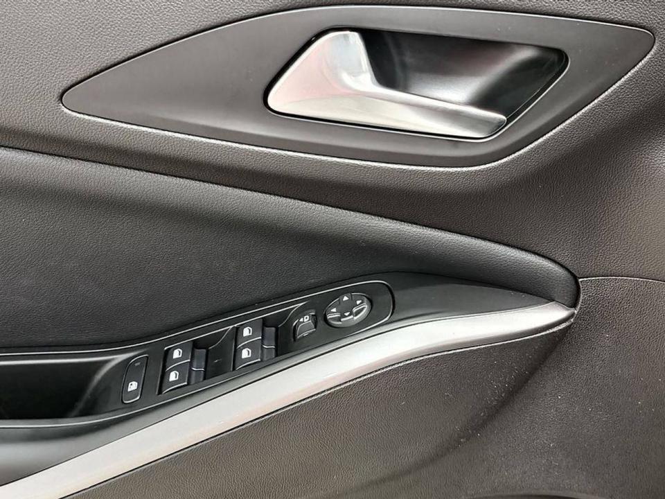 imagen swiper vehículo 15