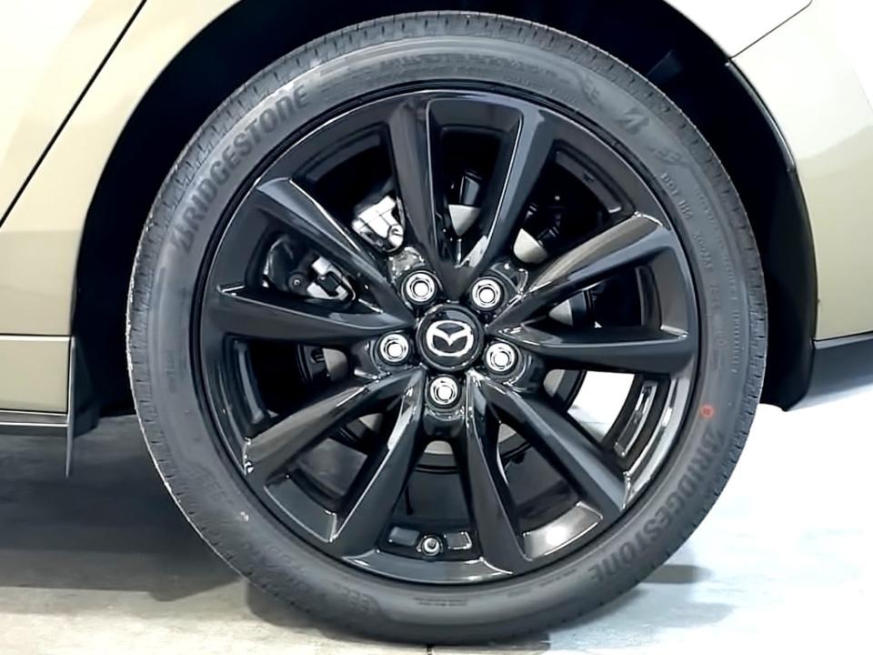 imagen swiper vehículo 4