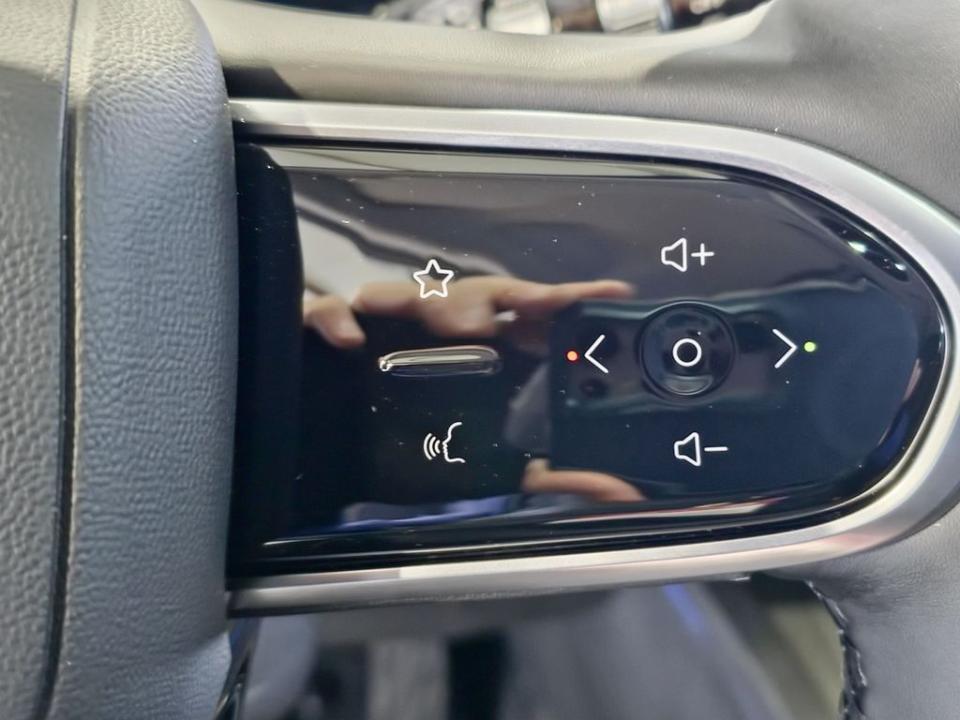 imagen swiper vehículo 17