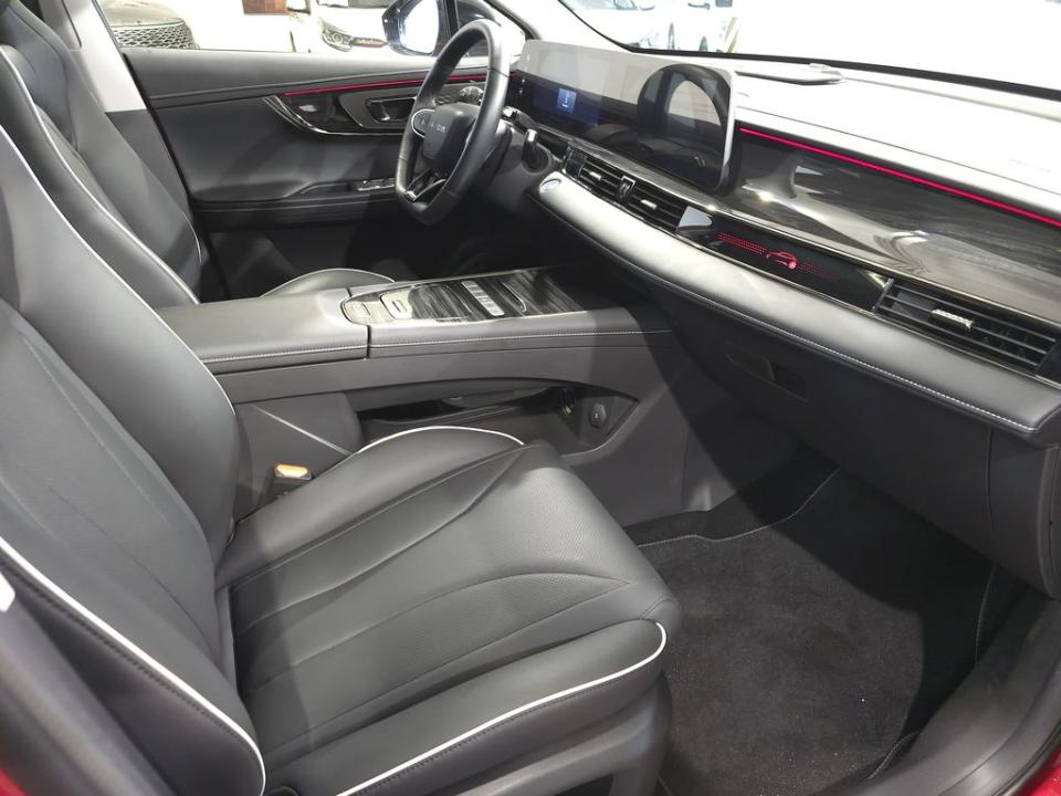 imagen swiper vehículo 7