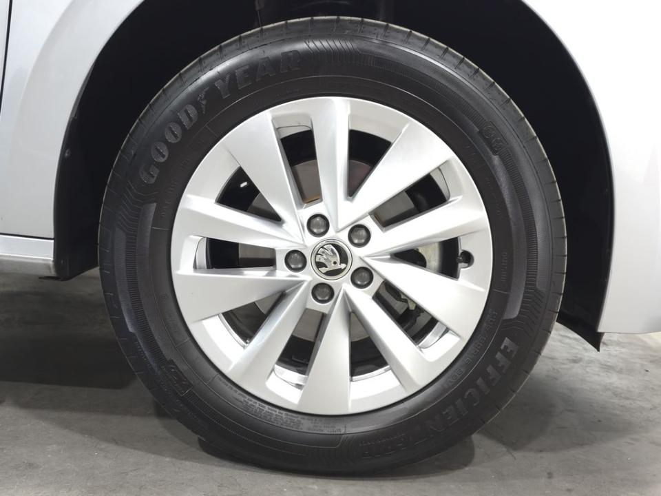 imagen swiper vehículo 4