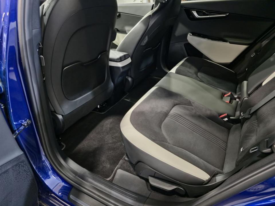 imagen swiper vehículo 18