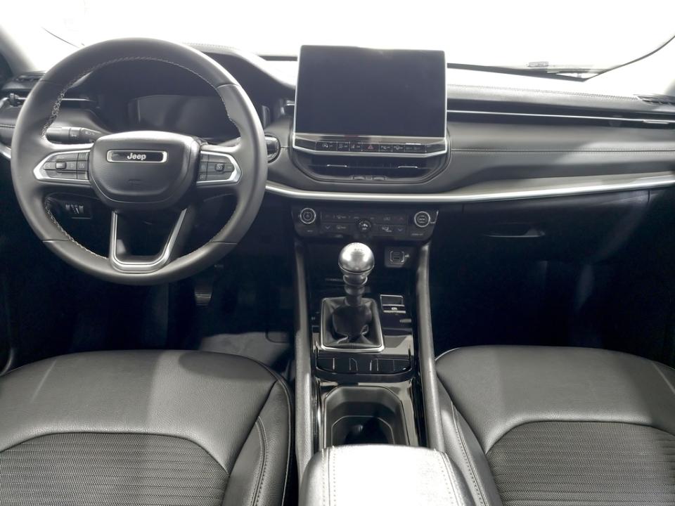 imagen swiper vehículo 6