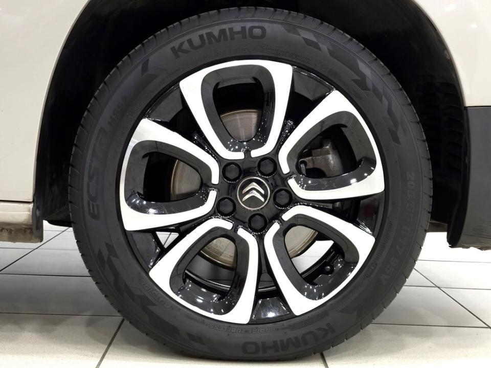 imagen swiper vehículo 4