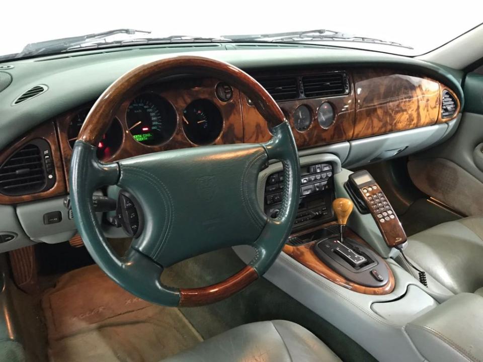 imagen swiper vehículo 10