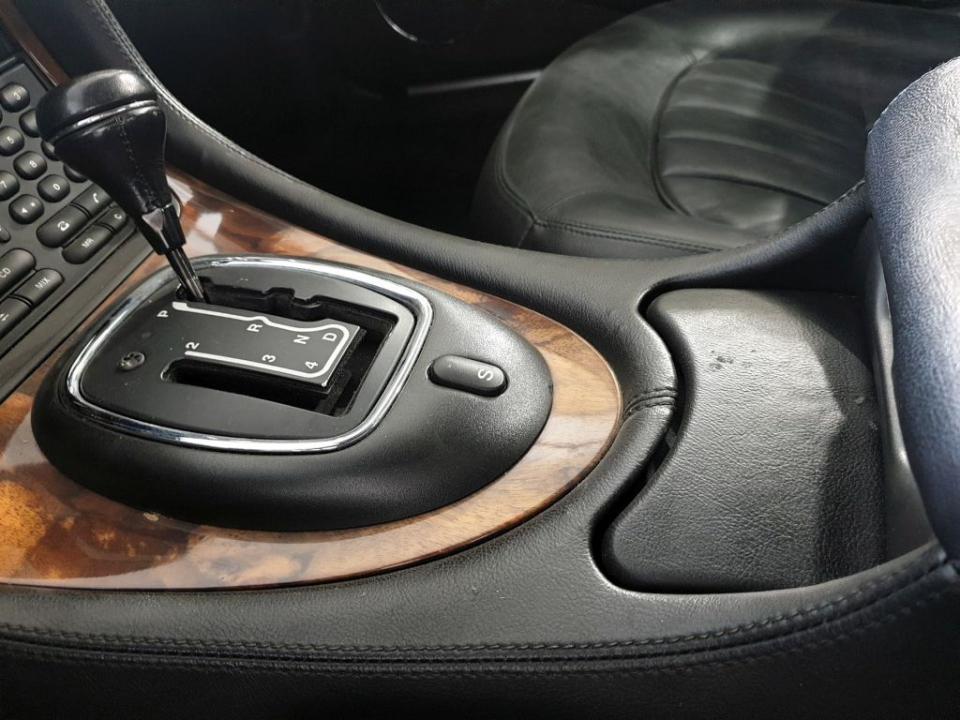 imagen swiper vehículo 16