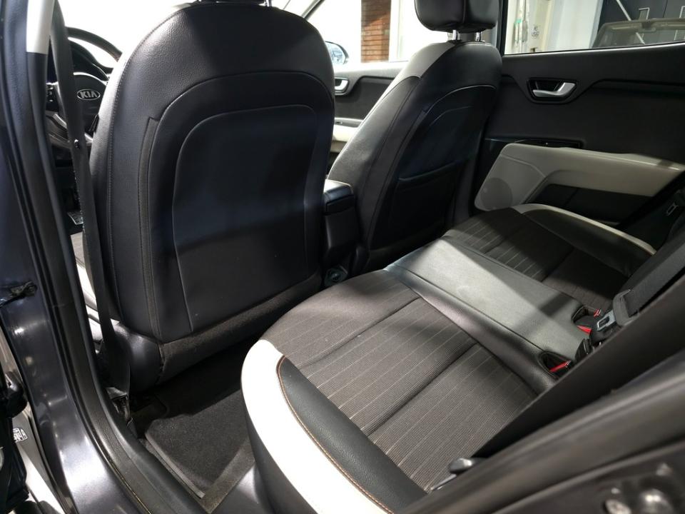 imagen swiper vehículo 6