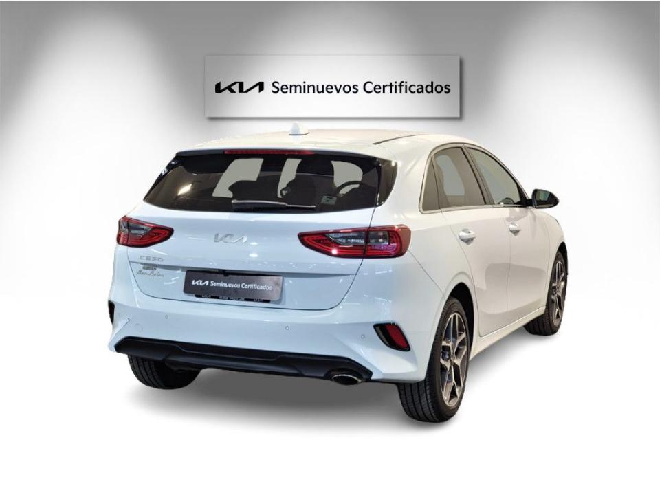 imagen swiper vehículo 15