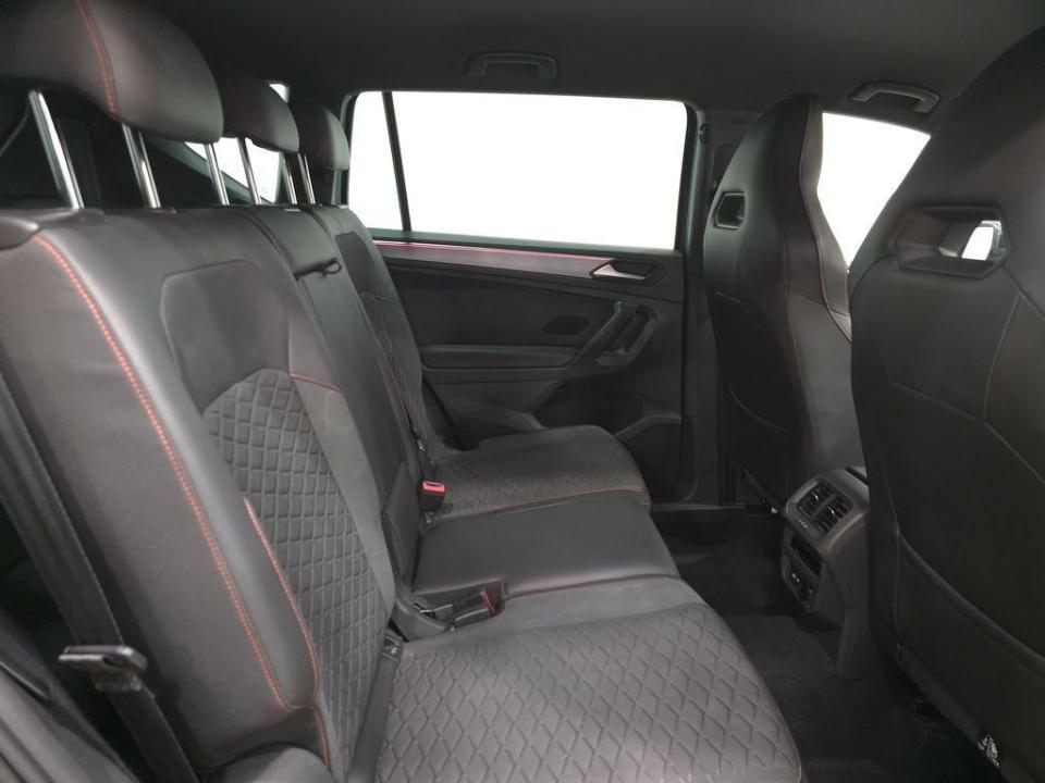 imagen swiper vehículo 6