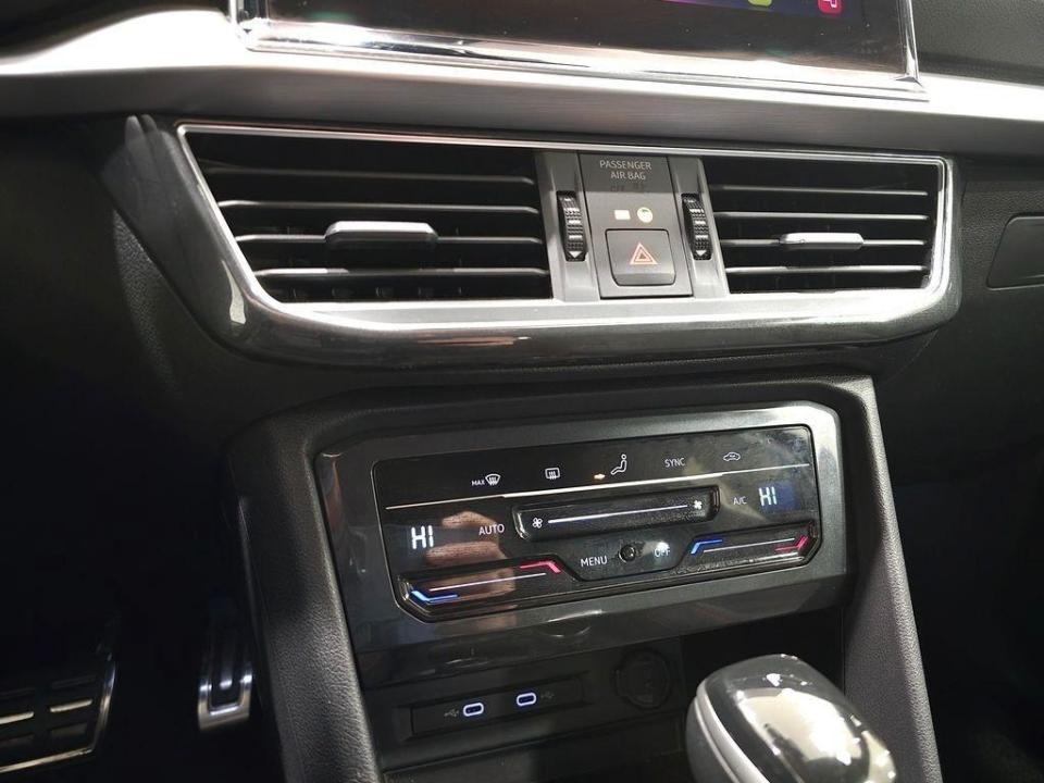 imagen swiper vehículo 12