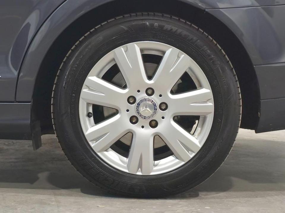 imagen swiper vehículo 4