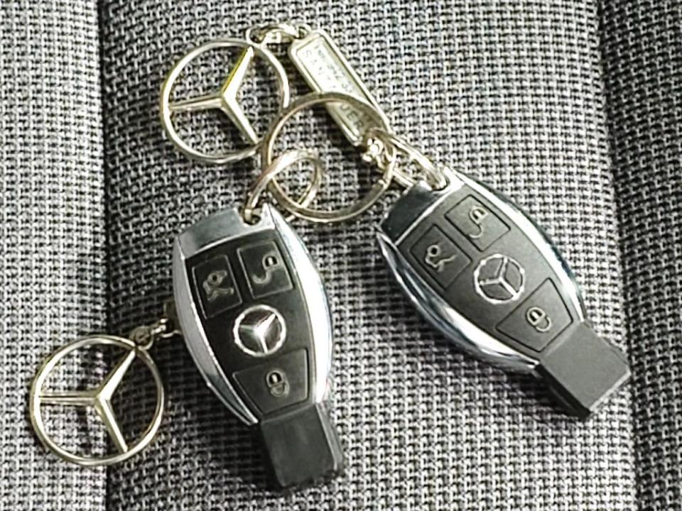 imagen swiper vehículo 9