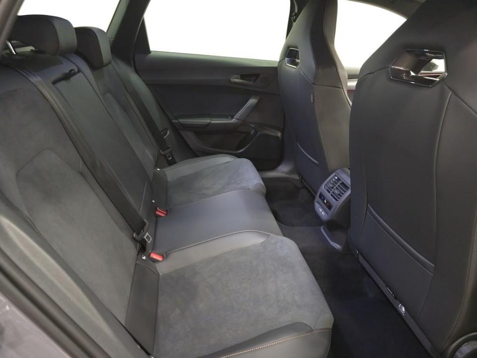 imagen swiper vehículo 6