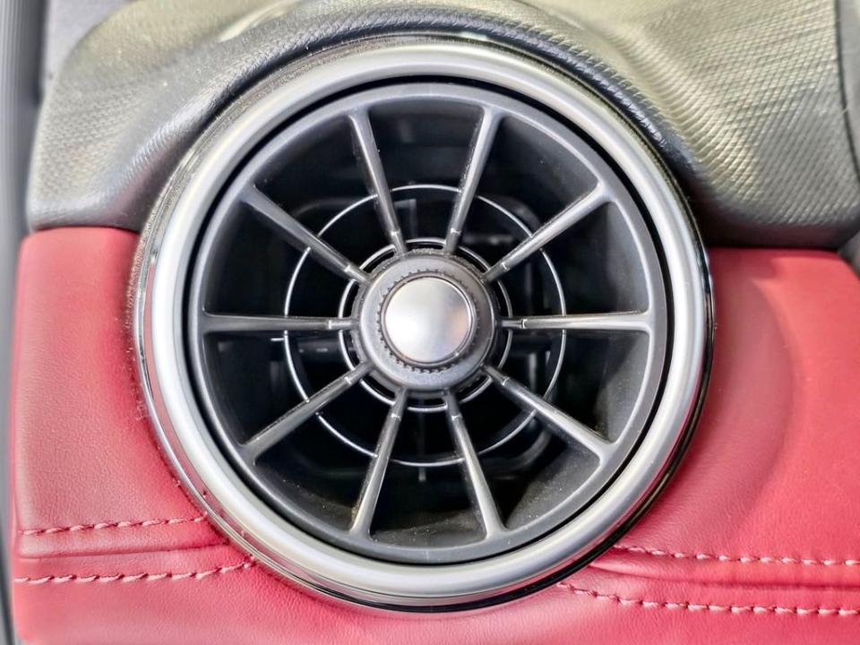 imagen swiper vehículo 9